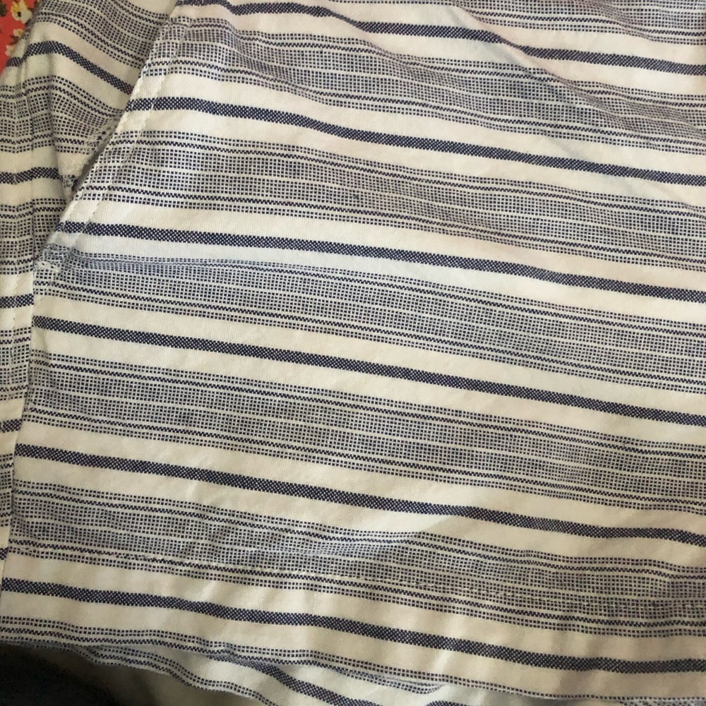 Women’s GAP 3 inch shorts - Picture 10 of 15